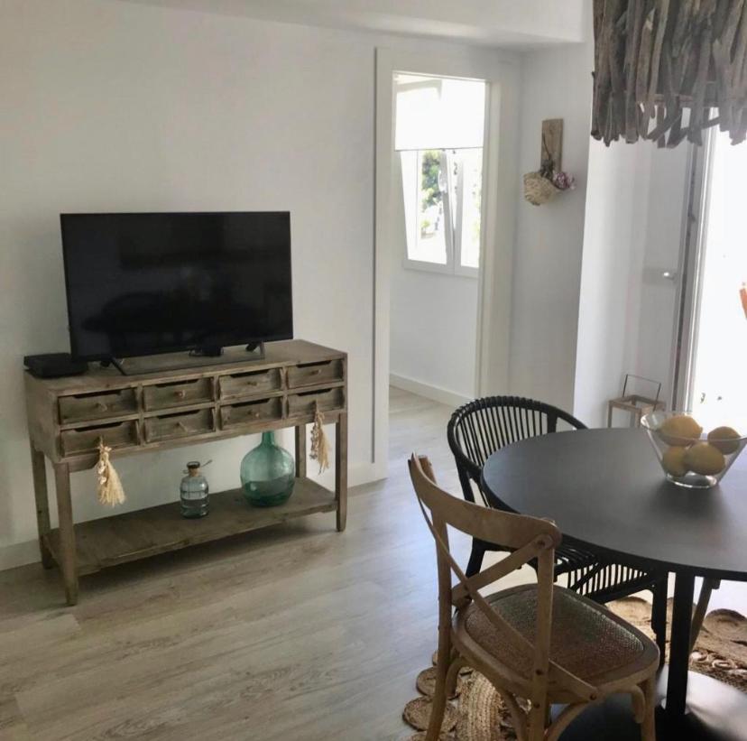 Hogar En Benicasim Apartment เบนิสกัสซิม ภายนอก รูปภาพ